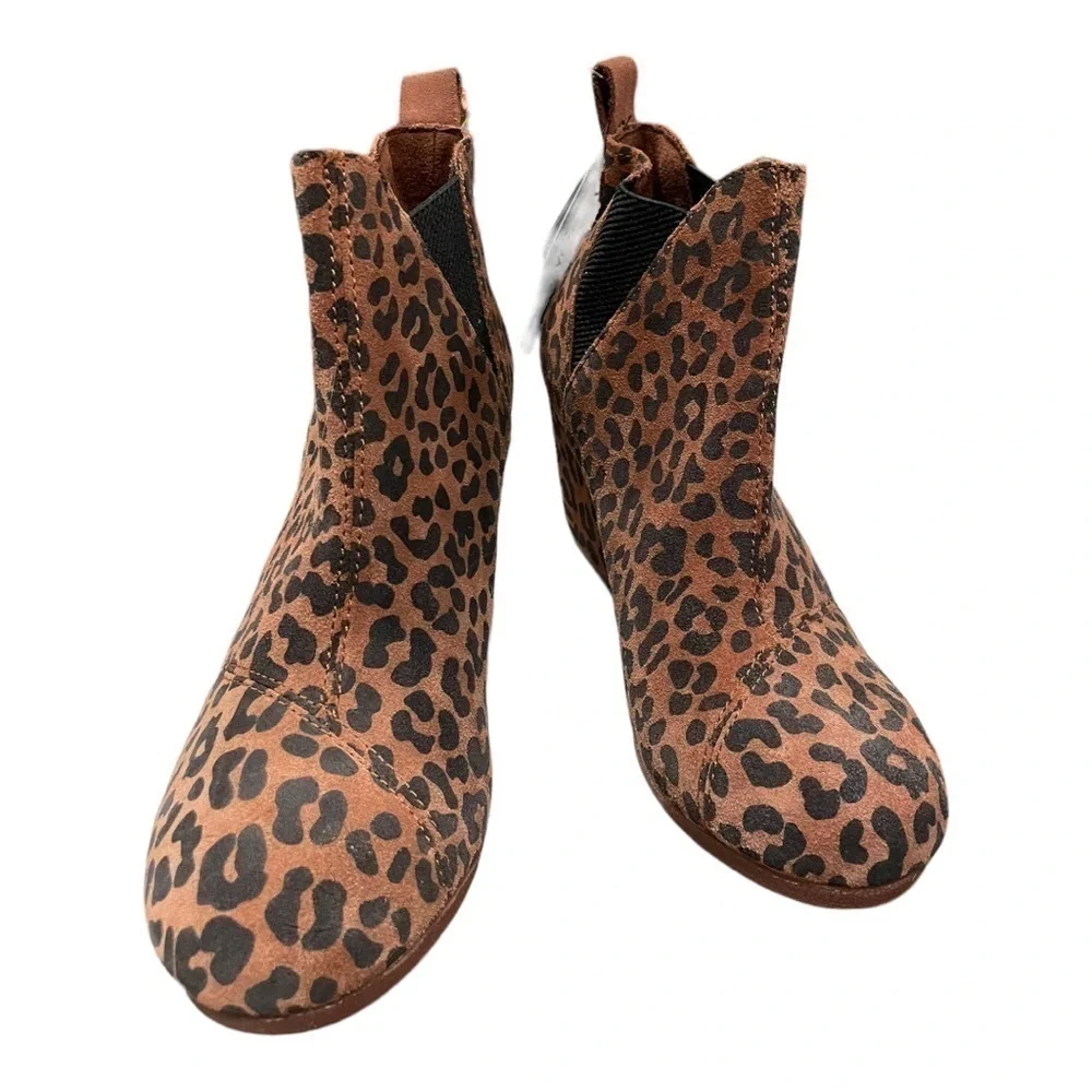 Toms Kelsey Cheetah Print Suede Pull On Chelsea Boots 9 Animal‎